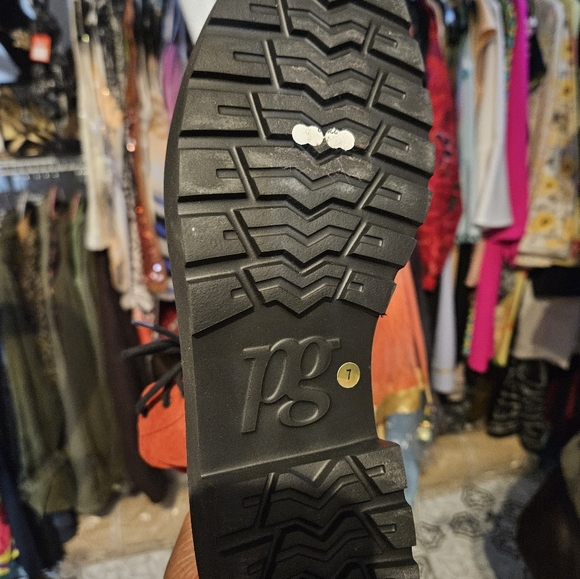 Paul Green Stylish Red Suede Women's Boots - Picture 3 of 4